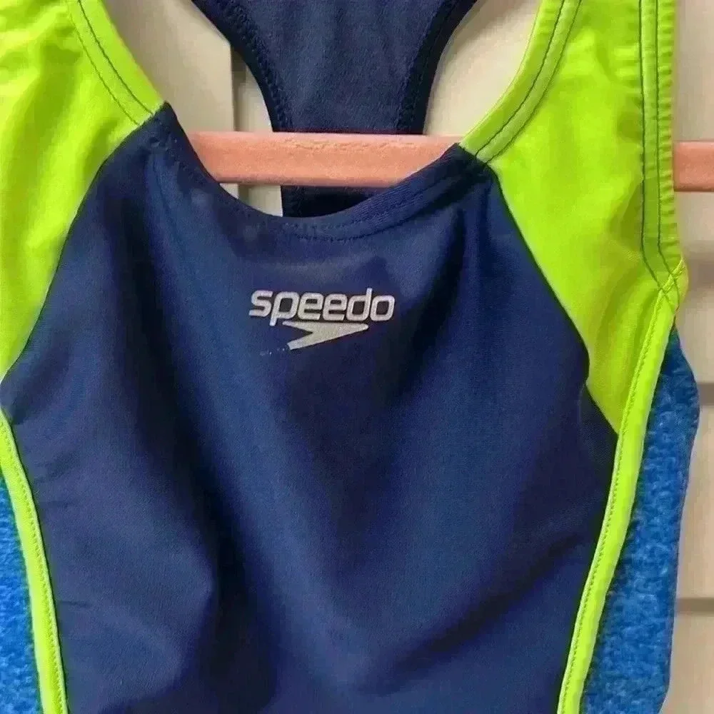 Speedo Big Girls’ Solid Infinity Splice One Piece Swimsuit Size XS